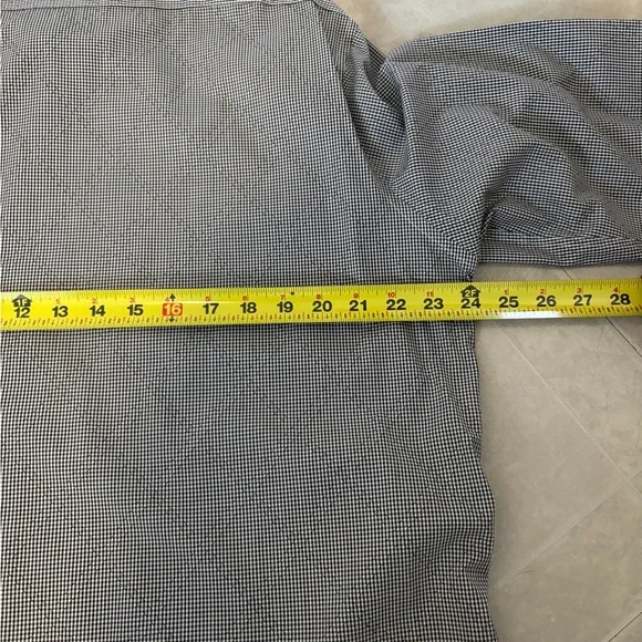 Calvin Klein Men's Dress Shirt - Picture 6 of 7